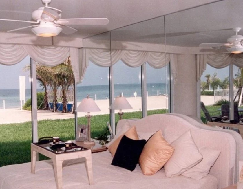 Custom Mirrors, Dubai – 6 mm Tailor-Made Wall & Bathroom Mirrors, Framed and Frameless Mirror Solutions with Polished Edges by INFOCUS Glass & Aluminium Works, UAE